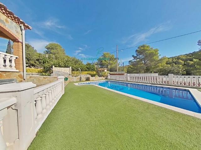 Chalet en venta en Sant Miquel d'Olèrdola, Alt Penedès