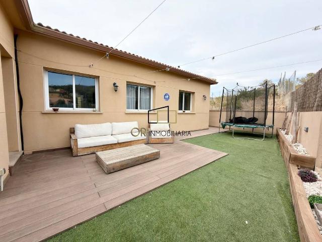Chalet en venta en Sant Miquel d'Olèrdola, Alt Penedès