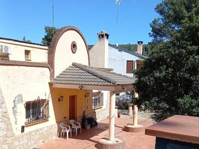 Villa en venta en Olesa De Bonesvalls