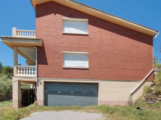 Villa en venta en Olesa De Bonesvalls