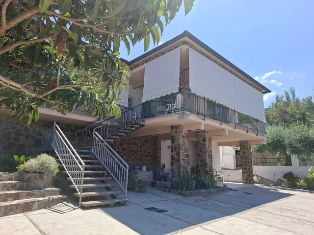 Villa en venta en Olesa De Bonesvalls