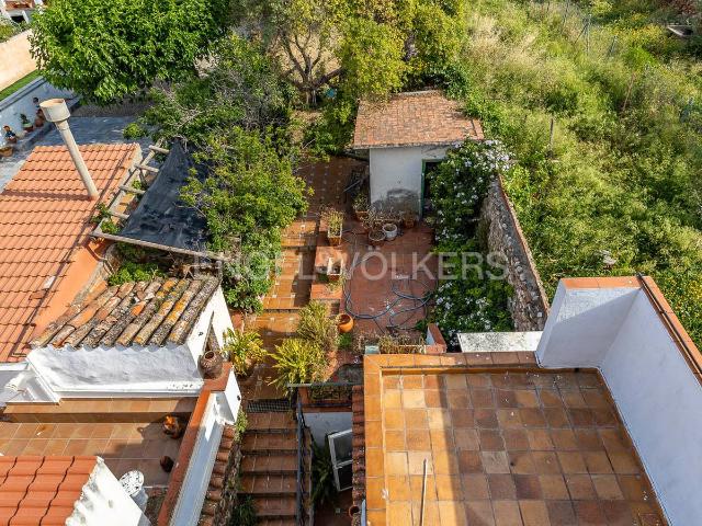 Villa en venta en Olesa De Montserrat