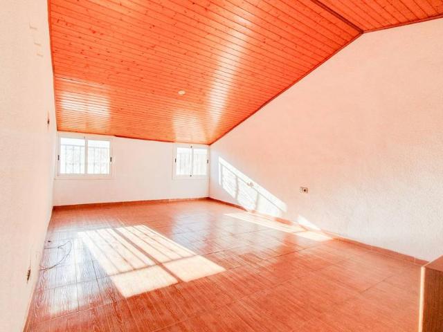 Villa en venta en Olesa De Montserrat