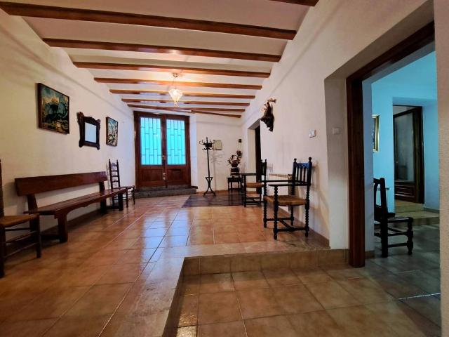 Villa en venta en Olesa De Montserrat