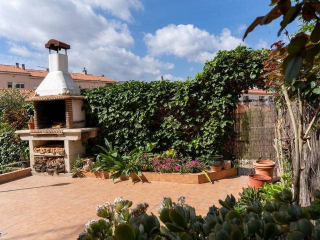 Villa en venta en Olesa De Montserrat