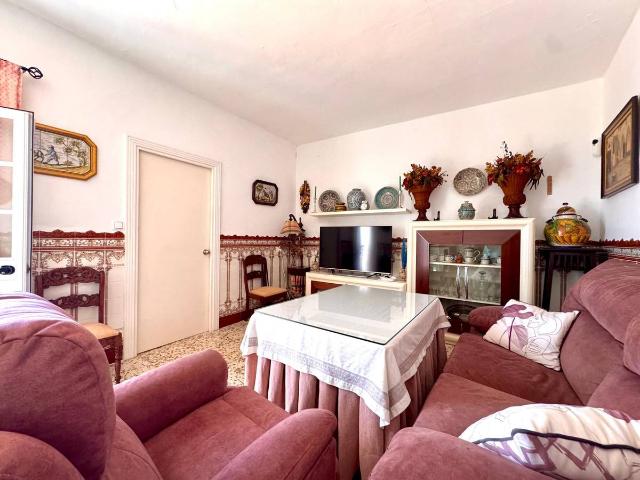 Chalet en venta en Olivares, Andalucía