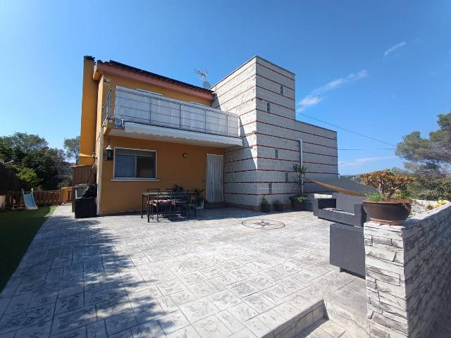 Villa en venta en Olivella