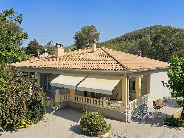 Villa en venta en Olivella