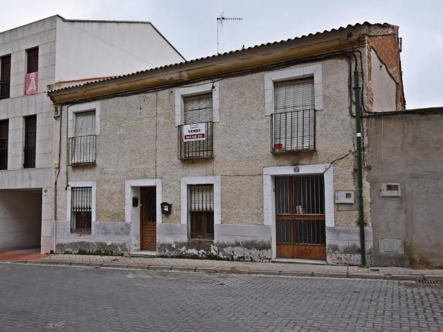 Chalet en venta en Olmedo De Camaces, Castilla y León