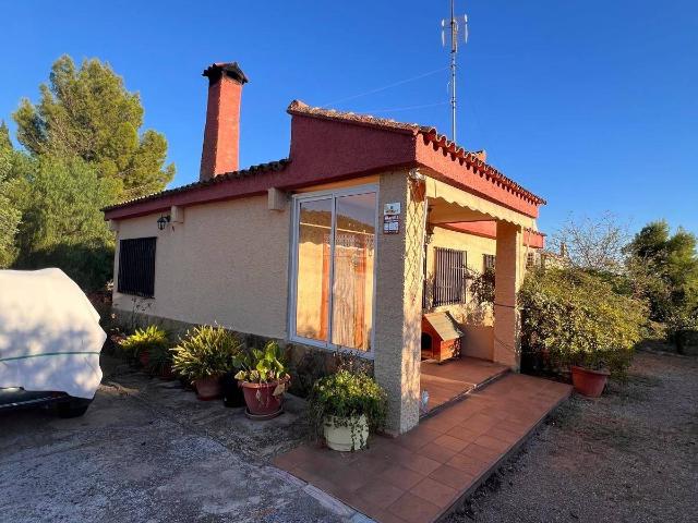 Chalet en venta en Olocau, València / Valencia