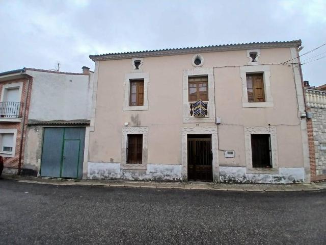 Chalet en venta en Olombrada, Castilla y León