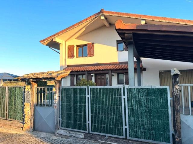 Chalet en venta en Erdialdea, Navarra