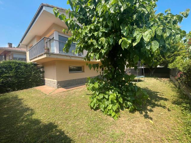 Villa en venta en Olot, Malagrida