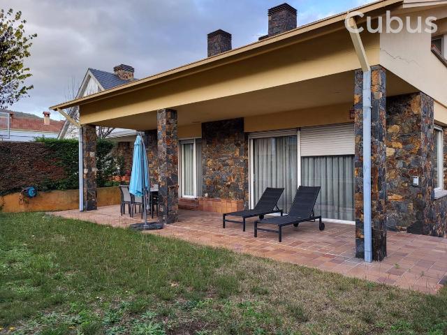 Villa en venta en Olot, Malagrida
