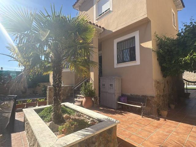 Chalet en venta en Ontígola, Castilla-La Mancha
