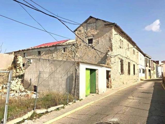 Villa en venta en Ontígola