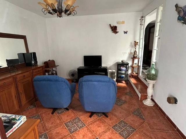 Villa en venta en Ontígola