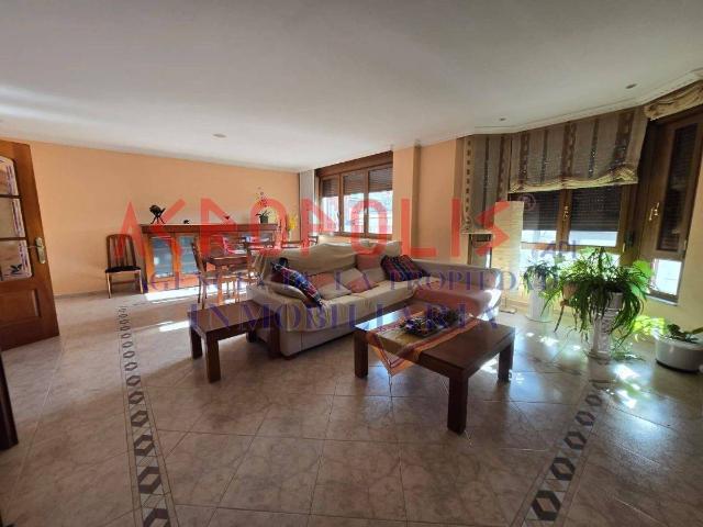 Chalet en venta en Onzonilla, Castilla y León