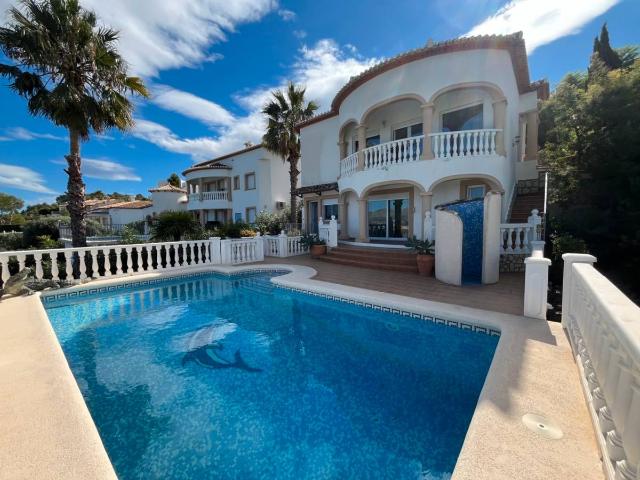 Villa en venta en Orba, Orbeta