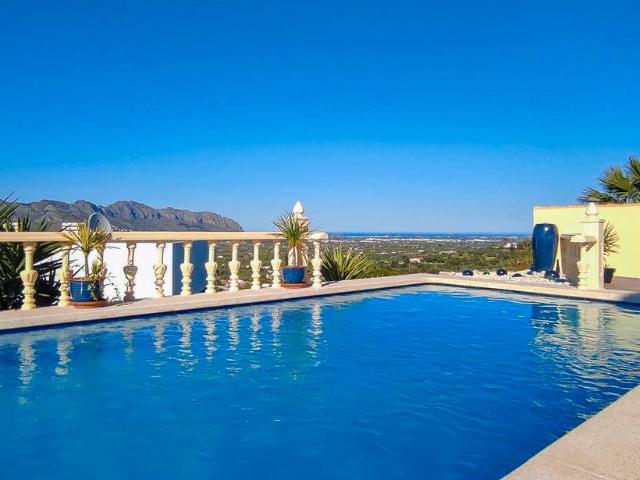 Chalet en venta en la Marina Alta, Valencia