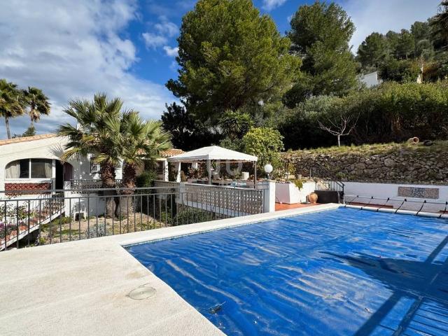 Villa en venta en Orba, Orbeta