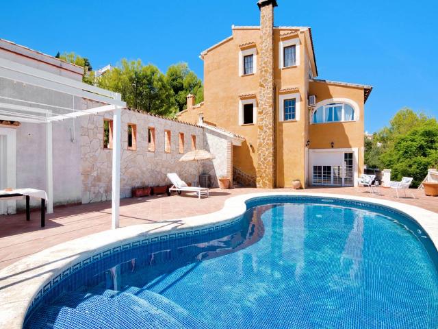 Villa en venta en Orba, Orbeta