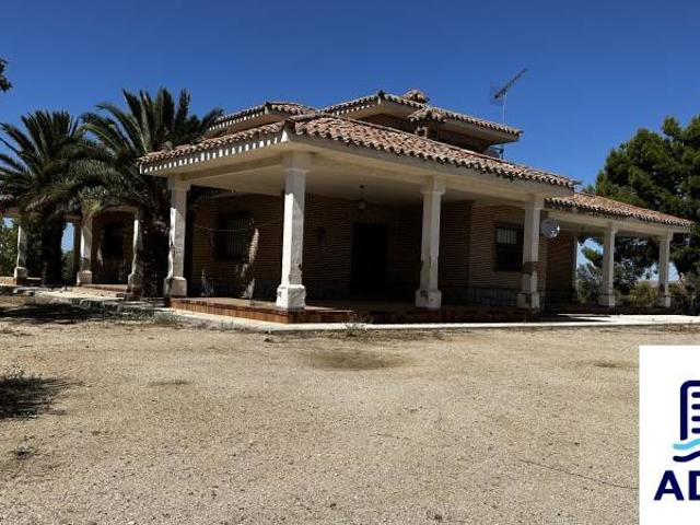 Villa en venta en Orgaz