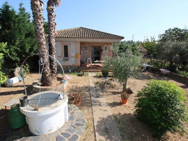Chalet en venta en Lobón, Extremadura