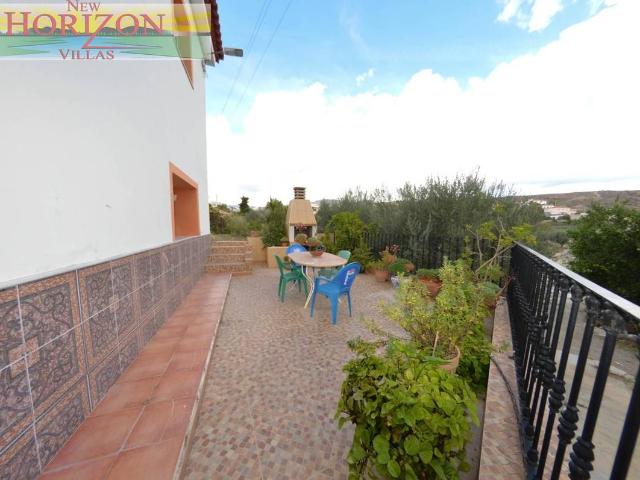 Chalet en venta en El Marchal, Oria