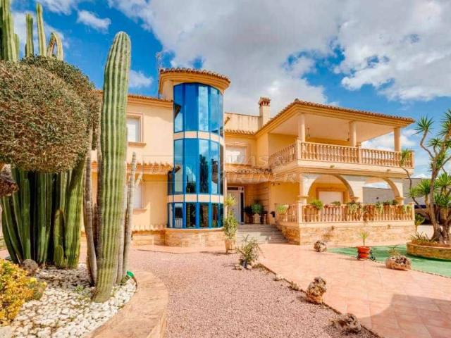 Chalet en venta en Obispo Rocamora, el Baix Segura / La Vega Baja