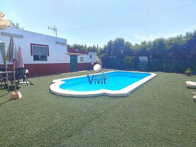 Chalet en venta en Alcalá De Guadaíra, Andalucía