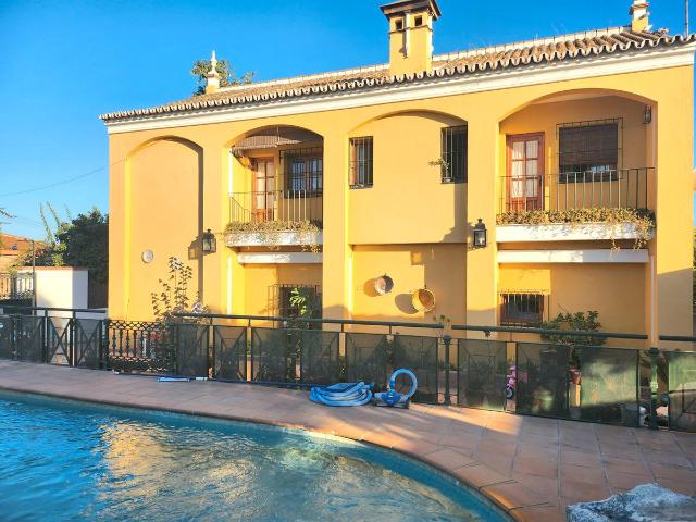 Villa en venta en Alcalá De Guadaíra, Alcala de Guadaira