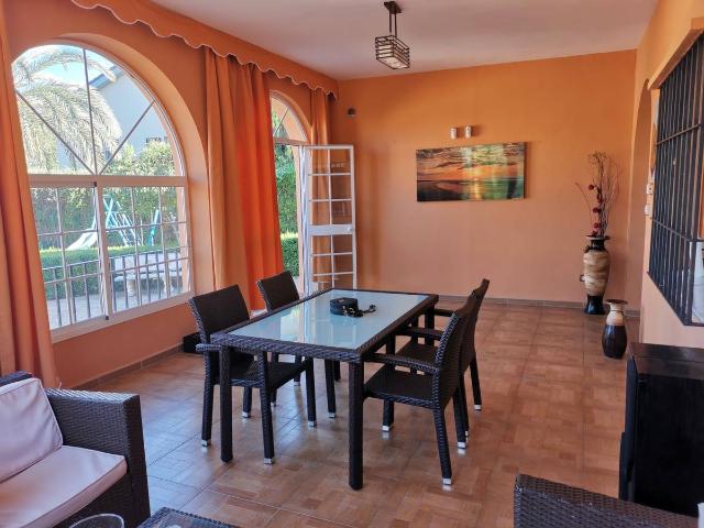 Chalet en venta en Alcalá De Guadaíra, Andalucía