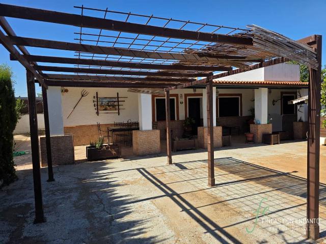 Chalet en venta en Alcalá De Guadaíra, Andalucía