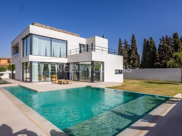 Chalet en venta en Alcalá De Guadaíra, Andalucía
