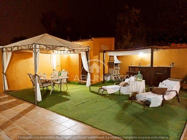 Chalet en venta en Alcalá De Guadaíra, Andalucía