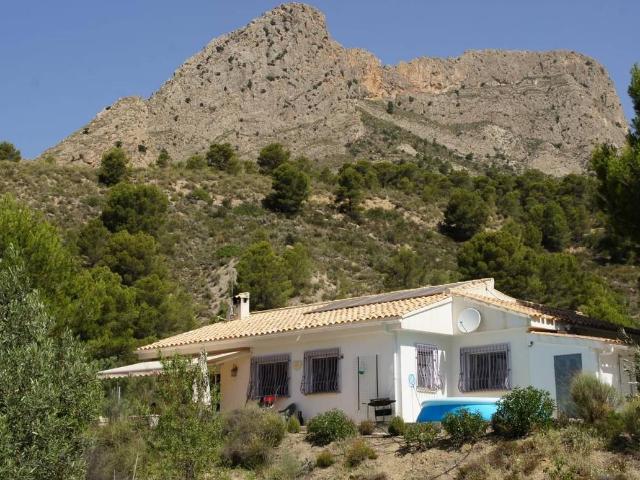 Villa en venta en Orxeta