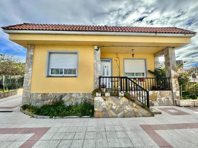 Chalet en venta en Arteixo, A Coruña