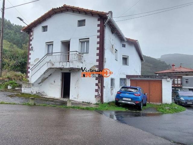 Chalet en venta en Casco Histórico, Castro-urdiales