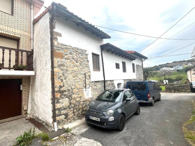 Chalet en venta en Casco Histórico, Castro-urdiales