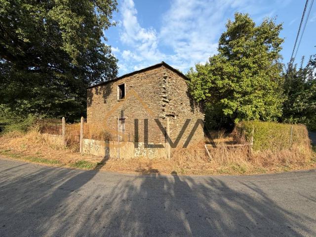 Chalet en venta en Outeiro de Rei, Lugo