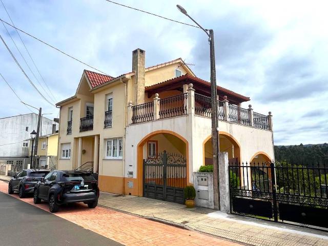 Chalet en venta en Oza Cesuras, Betanzos