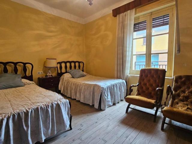 Chalet en venta en Oña, Castilla y León