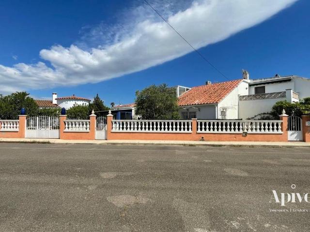 Chalet en venta en Palau-saverdera