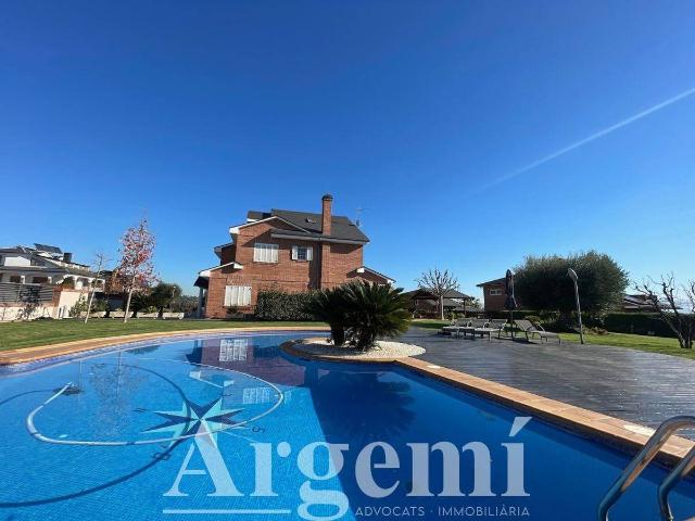 Chalet en venta en Palau-solità I Plegamans, Barcelona