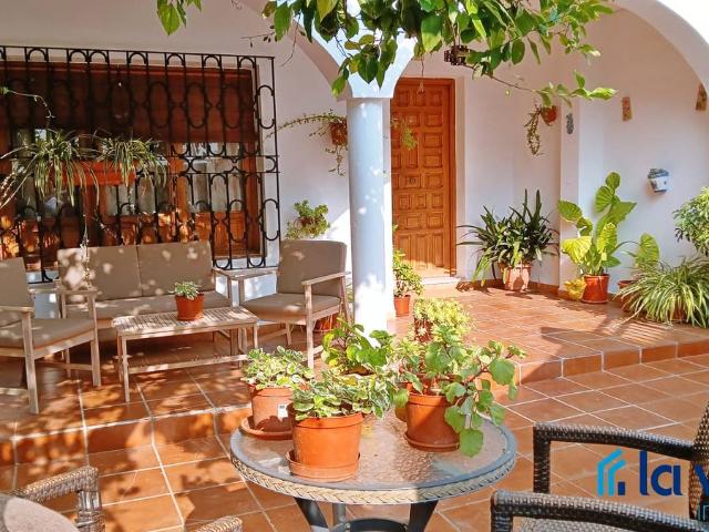 Chalet en venta en Palenciana, Andalucía
