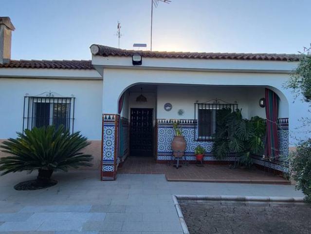 Chalet en venta en Palomares Del Río, Andalucía