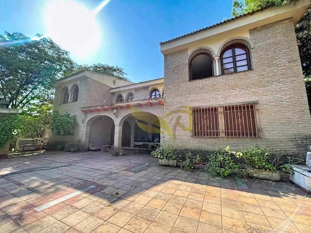 Chalet en venta en Palomares Del Río, Andalucía