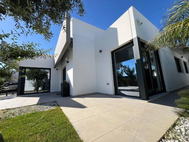 Chalet en venta en Palomares Del Río, Andalucía