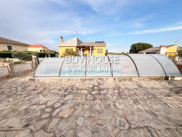 Villa en venta en Palomeque